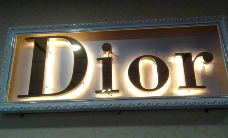 西安不銹鋼美陳設(shè)計(jì)